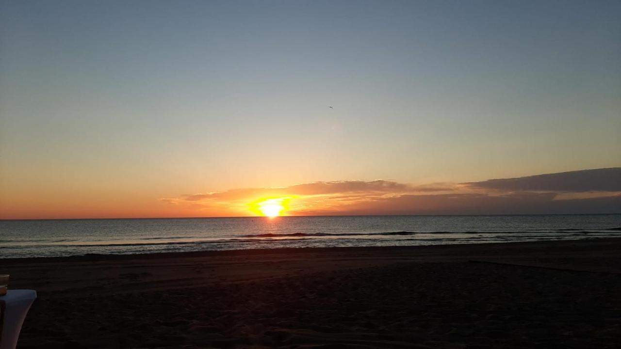 Adosadito Playa Oliva Exteriér fotografie